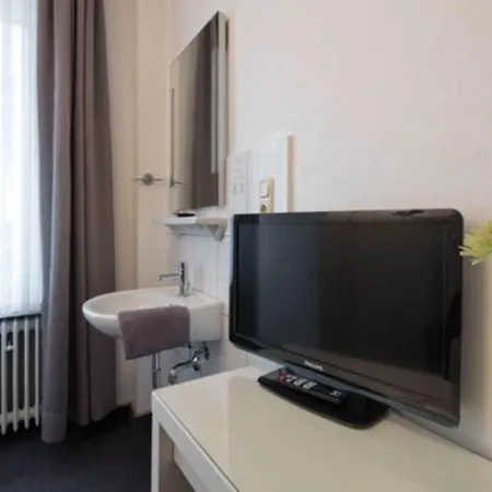 Hotel Brandenburger Hof-3